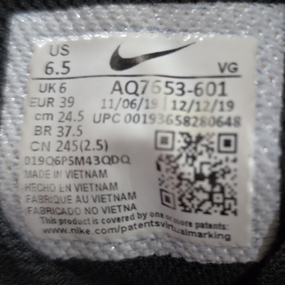 Nike Alpha Menace 2 Shark Football Cleats, Men\'s Size 6.5